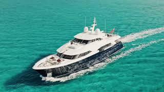 Moonen 110 Mustique  34m279GT [upl. by Ennayk]