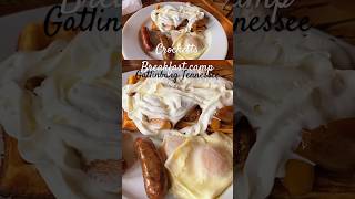 Where to eat in Gatlinburg Tennessee  Crocketts Breakfast Camp 🧇 food [upl. by Anaeel]