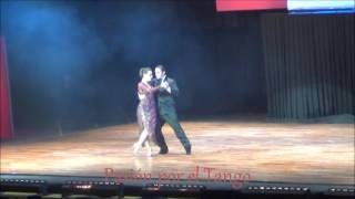 MANUELA ROSSI y JUAN MALIZIA Bailando el Tango PATA ANCHA en el LUNA PARK [upl. by Arednaxela]