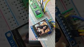 adafruitslideshow on Raspberry Pi Pico 2 W CircuitPython 921 [upl. by Shel]