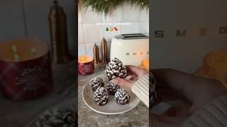 Making Pinecone Brownies 🌲 christmas baking [upl. by Yvonne]