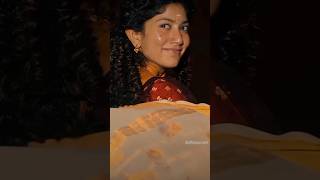 queen entry Saipallavi amaranmovie Scene ladypowerstar herwalkingstyleheroine sareelooks [upl. by Ruzich74]