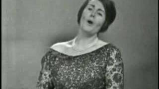 Joan Sutherland  Dvorak  Song my mother taugth me [upl. by Mehcanem]