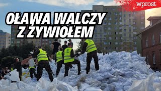 Mieszkańcy Oławy walczą z czasem Nadchodzi kulminacyjna fala [upl. by Isle]