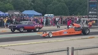 1092hp 70 Plymouth Cuda 528ci VS Dragster 327ci turbo drag race [upl. by Ingles253]