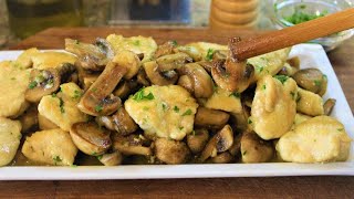 SALVACENA POLLO E FUNGHI 18 MINUTI UNA PADELLA ricetta pollo e funghi pollo ai funghi salva cena [upl. by Merrile78]