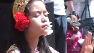 Cambodian New YearGirls Dance [upl. by Daley]