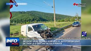 INCIDENT GRAV ÎN GURA HUMORULUI AUTOTURISM LOVIT DE TREN LA O TRECERE DE CALE FERATĂ [upl. by Carmelina]