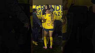 Bonito gesto de Jana Gutiérrez con Aylin Avilez americafemenil [upl. by Patten379]