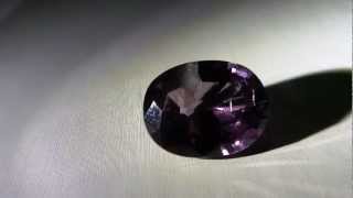 Inclusions inside Alexandrite 1410 carats [upl. by Gold]