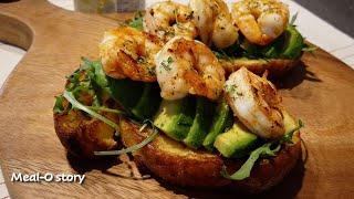 탱글 새우 아보카도 샌드위치🍤 맛있는 Vlog  갈릭마요 소스 맛있어요 [upl. by Akire657]