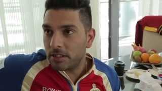 Yuvraj Singh AB de Villiers and Varun Aaron arrive in UAE [upl. by Wake]