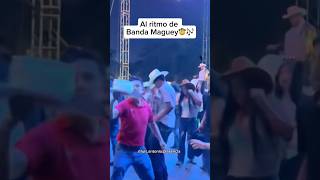 BandaMaguey baile tumbandocaña los90 quebradita sombrero maguey luisantonio [upl. by Godderd]