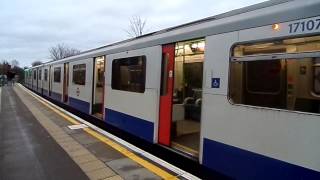 Trains at Kew Gardens station 31116 [upl. by Ailemap]