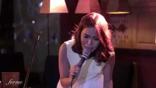 Aicelle Santos  Virtual Insanity a Jamiroquai Cover Live at the Stages Sessions [upl. by Ledba497]