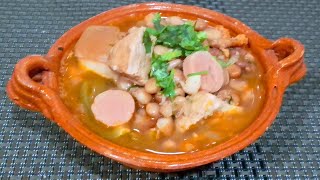 Frijoles charros con cueritos de cerdo  Mary Camacho [upl. by Anolla614]