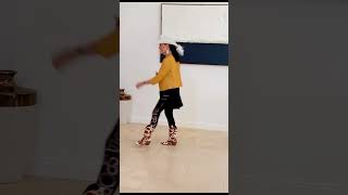 Rattlesnake kiss 1 line dance cristiannlinedance linedancelife linedancecommunity dance [upl. by Anayhd964]