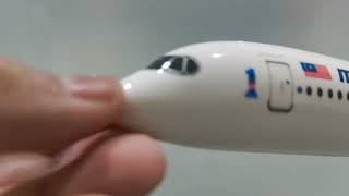 Airplane unboxing Malaysia Airlines edition [upl. by Grearson832]