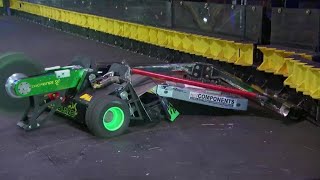 BattleBots SawBlaze VS SOW [upl. by Redlac573]