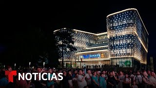 Nayib Bukele inaugura nueva Biblioteca Nacional de El Salvador  Noticias Telemundo [upl. by Nibaj]