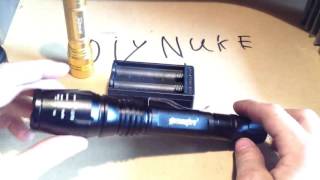 Unboxing Xmlt6 Zoomable flashlight Skywolfeye XMLT6 [upl. by Llorrac]