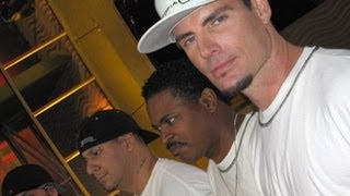 Havin A Roni  Vanilla Ice Live in Arizona 2011 [upl. by Annaitsirhc]