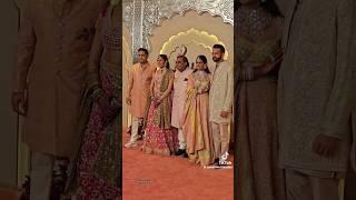 AMBANI PARIVAR Wedding Photoshoot🤗 Ambani Family Entry in Anant Radhika Wedding [upl. by Ikkela]