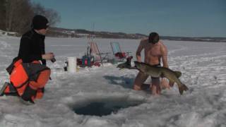 Extreme hand fishing under ice [upl. by Keeton17]