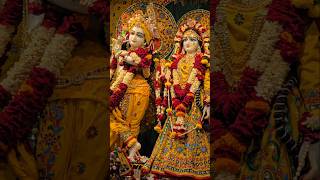 Radha Krishna Bhakti Songs l Suno Krishna Pyaare Swati Mishra Song l Krishna Bhajans In Temple Vlogs [upl. by Silvana343]