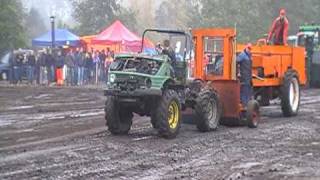 Woltger Zandbergen  Unimog 406  trekkertrek van de put 2009 1 [upl. by Yenduhc285]