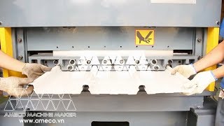 KlipLok Clip Lock Roofing Sheet Roll Forming Machine  Screwless Roofing [upl. by Spevek]