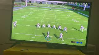 How To LOB Pass On Madden 24 [upl. by Akimyt]