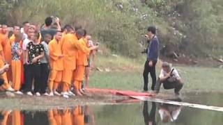 Shaolin monk runs atop water for 118 meters [upl. by Milton]