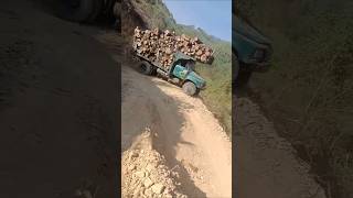 Extreme Challenge How do truck drivers keep their balance on steep mountain roads [upl. by Chally]