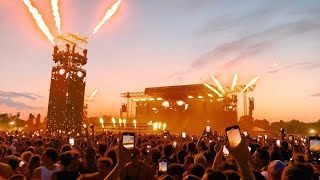 Travis Scott AYE GOING CRAZY  INSANE in Milan  Circus Maximus World Tour Crazy Mosh Pit 4K HDR [upl. by Zipnick]