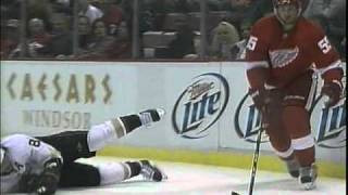 Niklas Kronwall cranks Teemu Selanne [upl. by Kreitman]