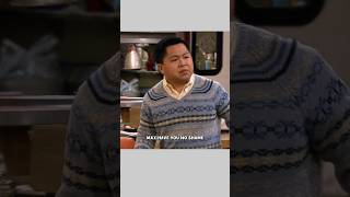 Max and Hans argument about tampon 2brokegirls tvsitcomytshortsshortsfeed exploreexplorepage [upl. by Terris773]