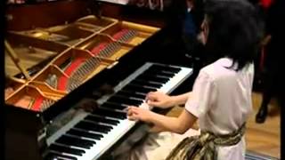 Mozart sonata in C K545 2nd mov Mitsuko Uchida Piano [upl. by Aicad]