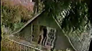 Video raro de Kurt Cobain en su casa del 8 de abril de 1994 [upl. by Ahsinra]