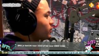 Giel Beelen kapt rapper Darryl af 131210 [upl. by Ahsemot]