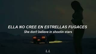 Kanye West “Flashing Lights”  Sub Español  Lyrics Official Video [upl. by Sillsby]