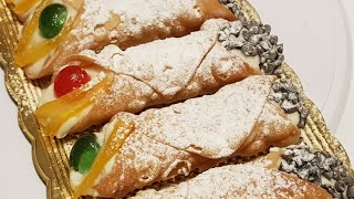 CANNOLI SICILIANI RICETTA ORIGINALE BUONISSIMA E SEMPLICISSIMA [upl. by Sugirdor]