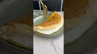 Omelette soufflé  155 kcal 13g proteinas 🥚🍳 ricosanofacil recetas ricofacilyrapido receta [upl. by Vita433]