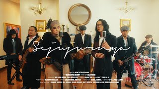 Drama Band amp Leez Rosli  Sejujurnya Official Lyric Video [upl. by Vaughn]