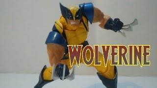 Amazing Yamaguchi 005 Wolverine Figure Complex Revoltech ReviewEspañol [upl. by Ted319]