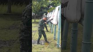 Tại Sao Binh Lính Vẫn Còn Dùng Lưỡi Lê [upl. by February411]