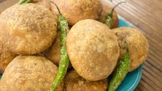 Khasta Kachori Recipe  Halwai Style Moong Dal Khasta Kachori Recipe [upl. by Dwan]