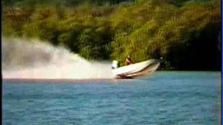 Boston Whaler 15full speed [upl. by Aener]