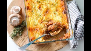 Cottage Pie ovenschotel met aardappel en gehakt  Recept  Bettys Kitchen [upl. by Yniar]