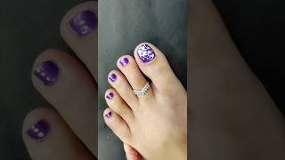 Toe nailart hack with safty pin nailart shorts nailartdesigns youtubeshorts toenailart [upl. by Eerbua]